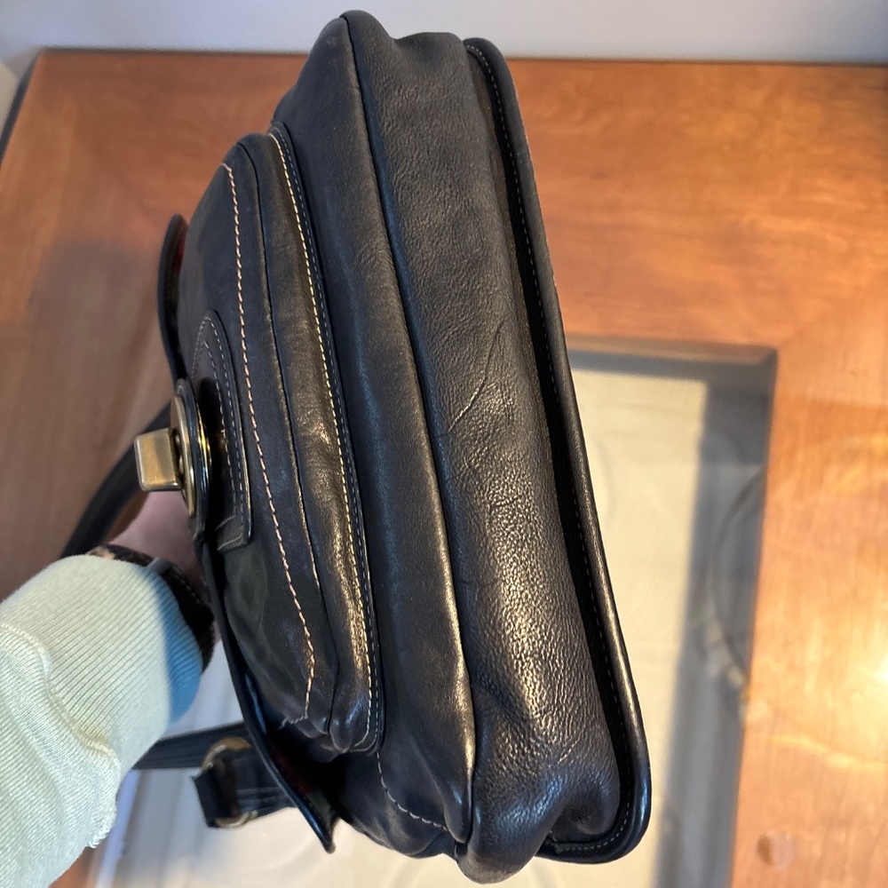 Vintage Coach Legacy Hippie Shoulder Bag Style 10325 – Black Leather with Brass - Picture 10 of 17